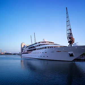 https://sunborn-yacht-hotel.brighton-hotels-england.com