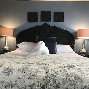 https://the-nobody-inn-doddiscombsleigh.exeterhotels.net