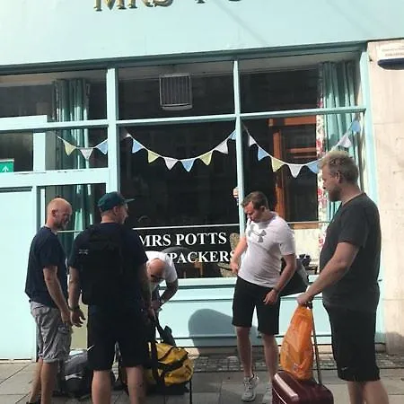 Mrs Potts Vandrarhem Cardiff